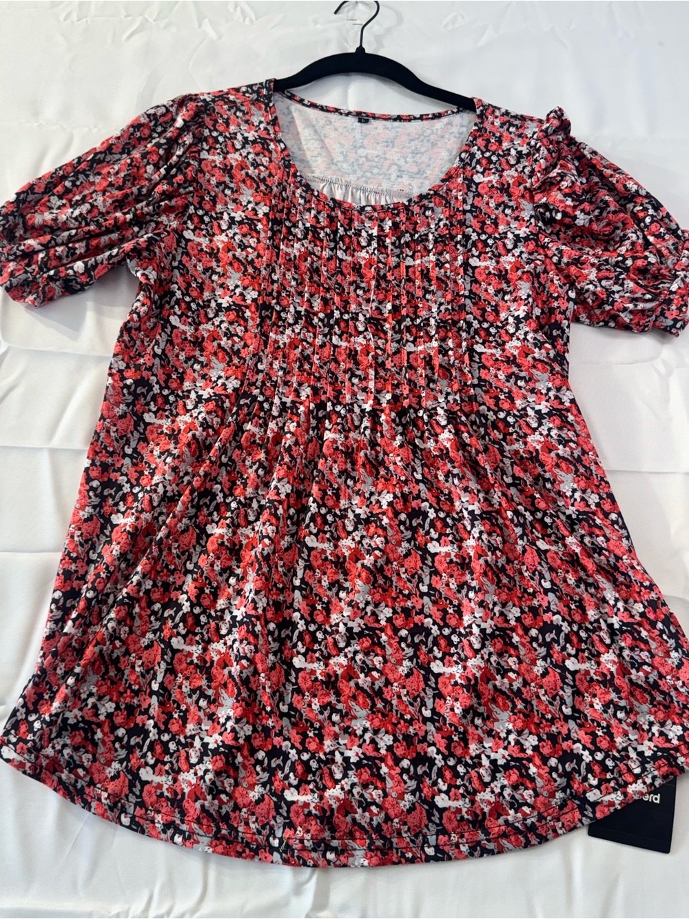 Large Floral Smocked Scoop-Neck Women's Top in Red and Black